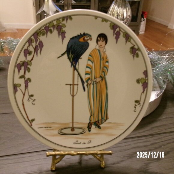 NO 2 GERDA WEGENER Saut de lit Villeroy & Boch Design 1900 8" Decorative Plate - Picture 1 of 6